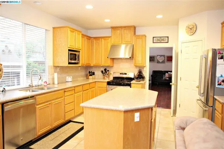 813 Allen Ct, Brentwood, California 94513-6213