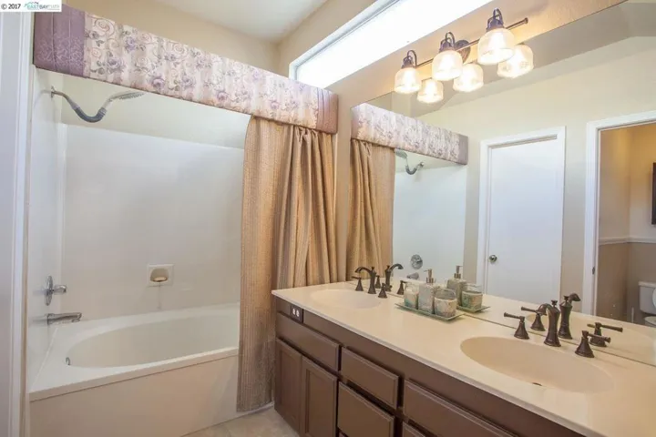 1090 Claremont Drive, Brentwood, California 94513