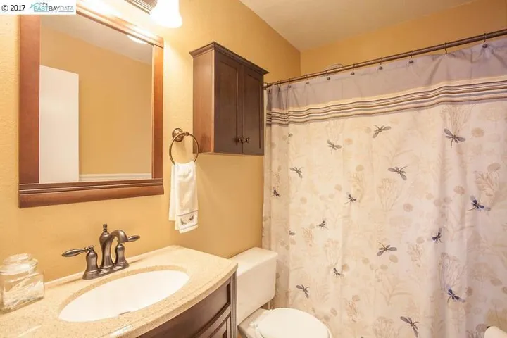 1090 Claremont Drive, Brentwood, California 94513