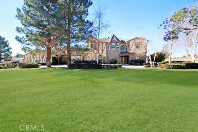 20365 Rancherias Road, Apple Valley, California 92307
