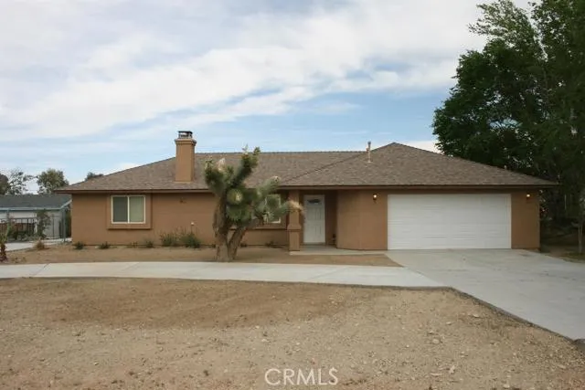 10057 Calle Del Paz, Lucerne Valley, California 92356