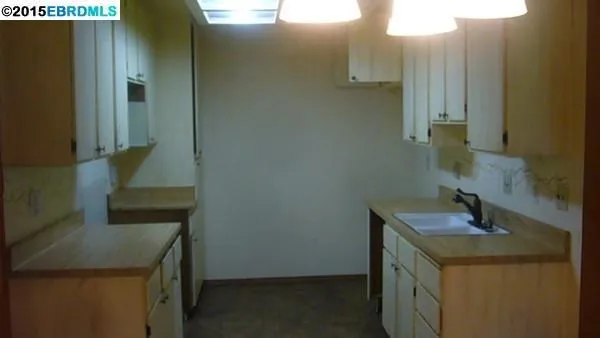 1593 London Cir, Benicia, California 94510-9999
