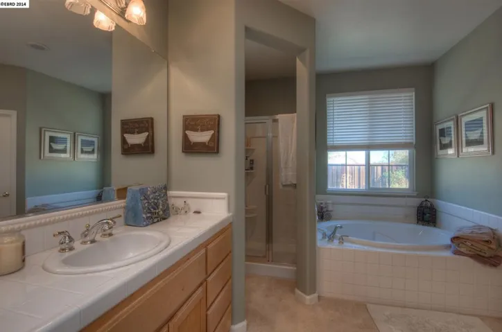 188 E Country Club Dr, Brentwood, California 94513-5043
