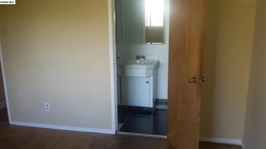 860 3rd Ave, Pinole, California 94564-2416