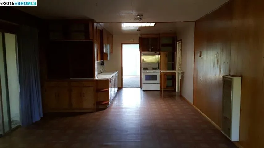 949 Trojan Ave, San Leandro, California 94579