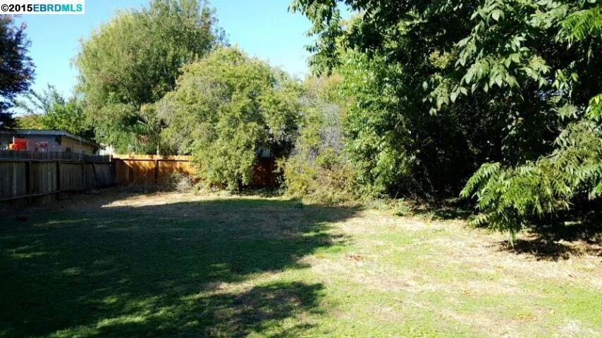 949 Trojan Ave, San Leandro, California 94579