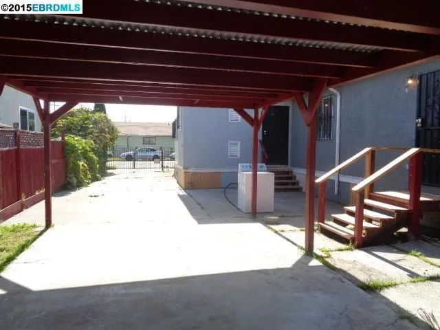 587 3rd St, Richmond, California 94801