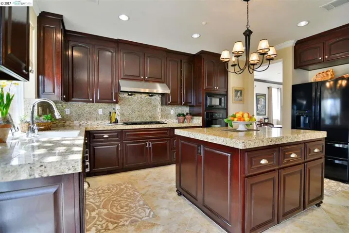 2332 Demartini Ln, Brentwood, California 94513