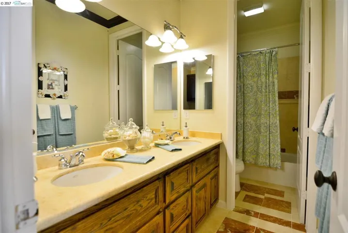 2332 Demartini Ln, Brentwood, California 94513