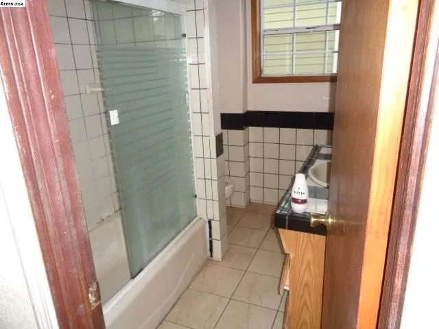 2247 Foothill Blvd, Oakland, California 94606-4742