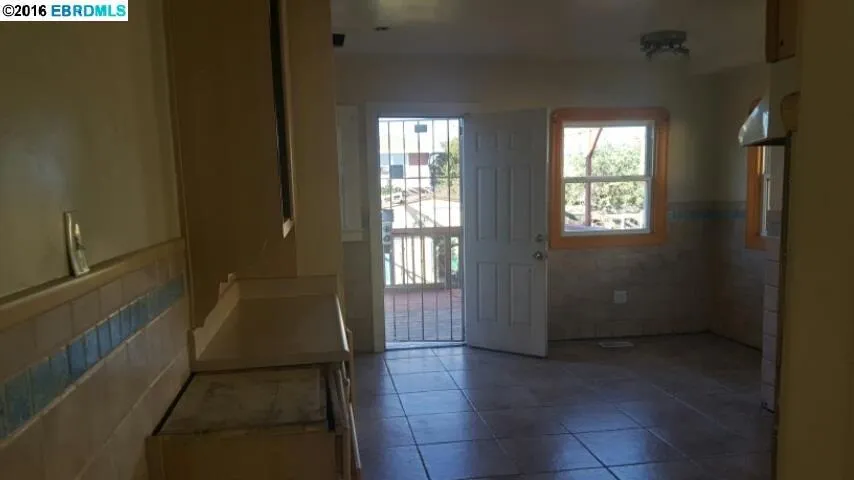 1227 95th Ave, Oakland, California 94603