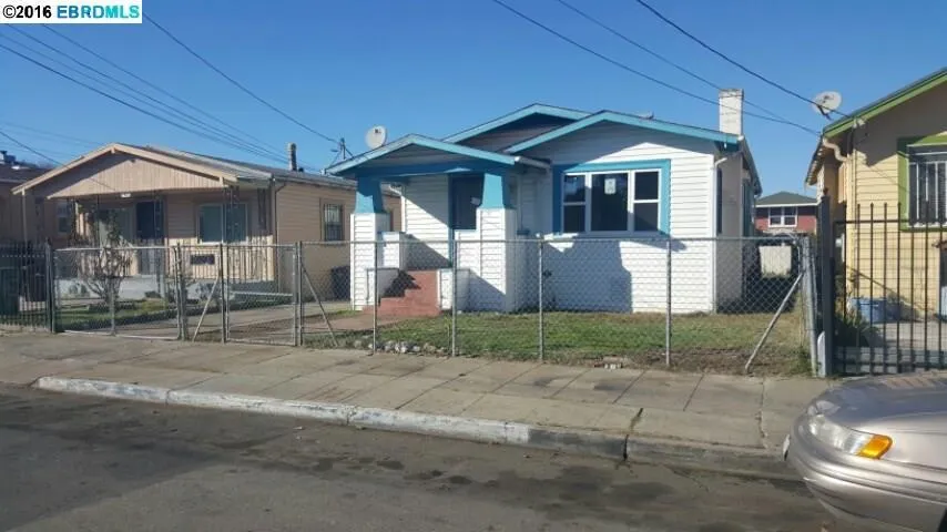 1227 95th Ave, Oakland, California 94603