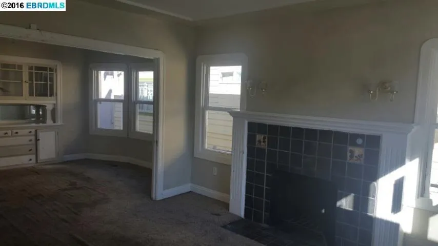 1227 95th Ave, Oakland, California 94603