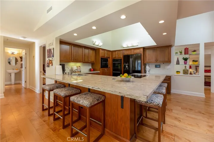 2751 Blume Drive, Rossmoor, California 90720