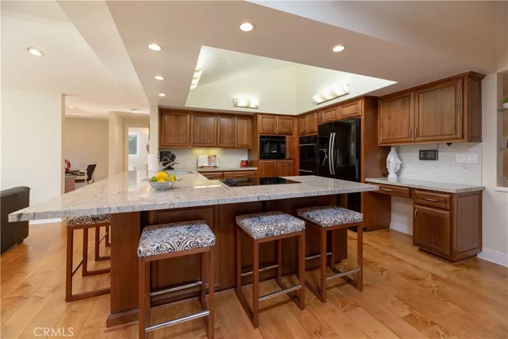 2751 Blume Drive, Rossmoor, California 90720