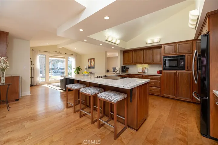 2751 Blume Drive, Rossmoor, California 90720