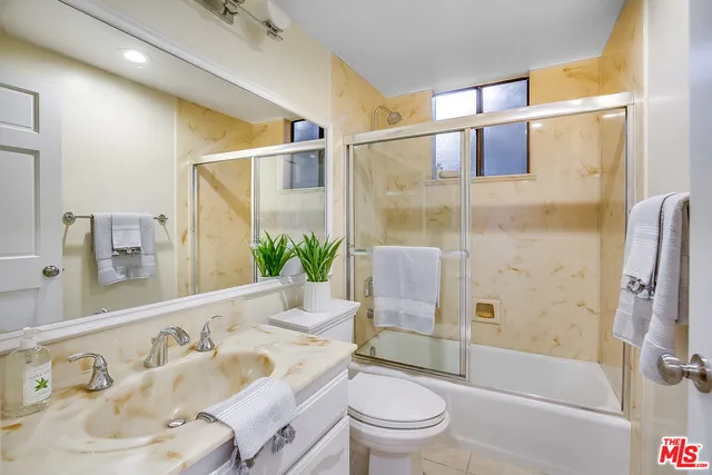 12412 Texas Avenue 202, Los Angeles, California 90025