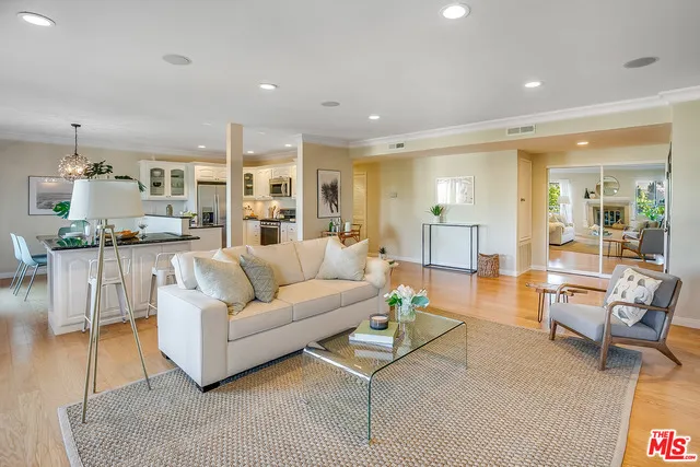 12412 Texas Avenue 202, Los Angeles, California 90025