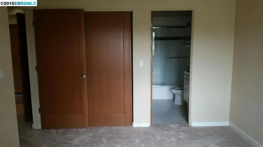 64 Siena Dr, Oakland, California 94605