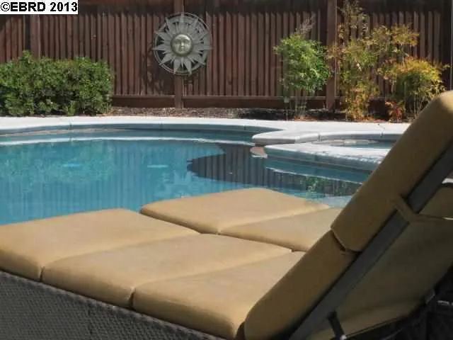 27 Foxglove Ct, Oakley, California 94561