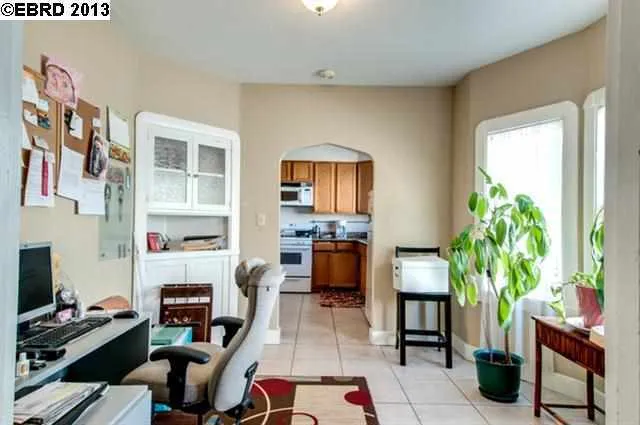 2901 57th Ave, Oakland, California 94605