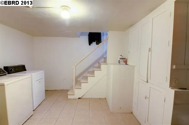 2901 57th Ave, Oakland, California 94605