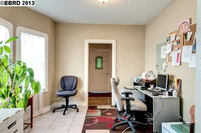 2901 57th Ave, Oakland, California 94605