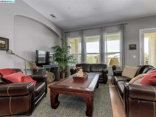 1510 Symphony, Brentwood, California 94513