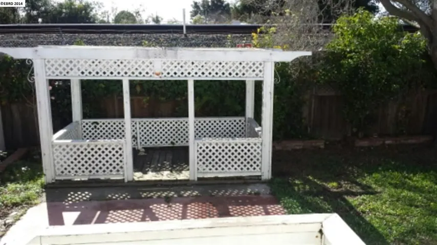 2638 Chanslor Ave, Richmond, California 94804-1926