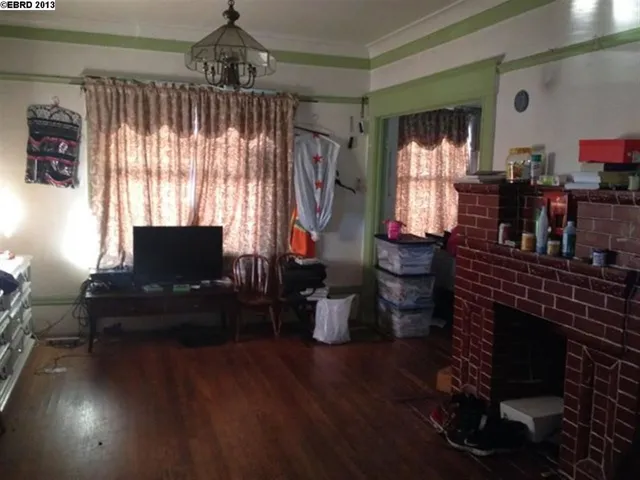 1456 57th Ave, Oakland, California 94621-4241