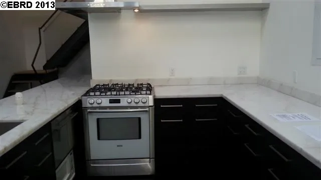 2323 Magnolia St 8, Oakland, California 94607-2343