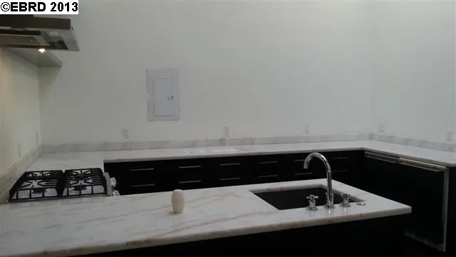 2323 Magnolia St 8, Oakland, California 94607-2343