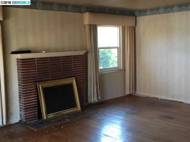 4021 Bayo Street, Oakland, California 94619-2101