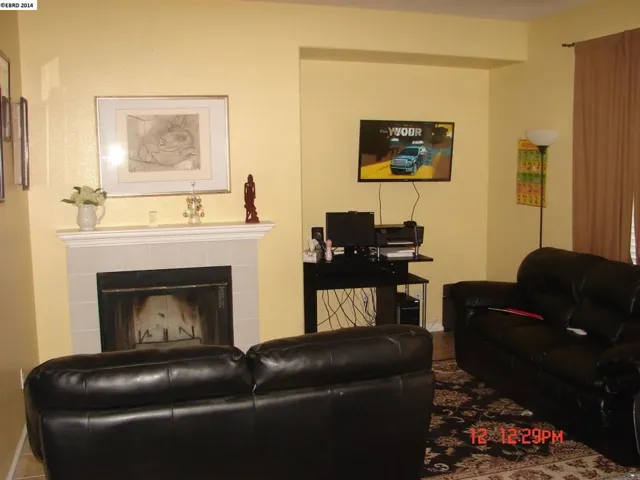 561 Young Dr, Brentwood, California 94513-8309