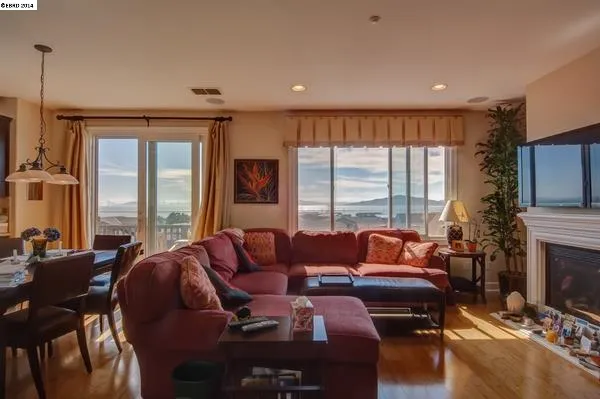 108 Seaview Court, Richmond, California 94801