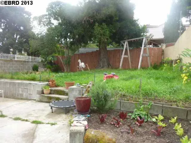 2018 16th Ave, Oakland, California 94606-4016
