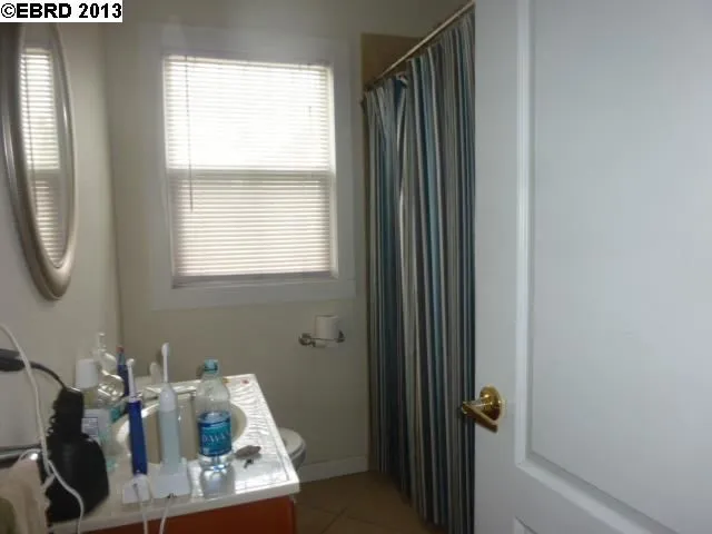 2018 16th Ave, Oakland, California 94606-4016