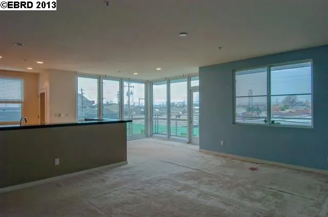 3090 Glascock 311, Oakland, California 94601
