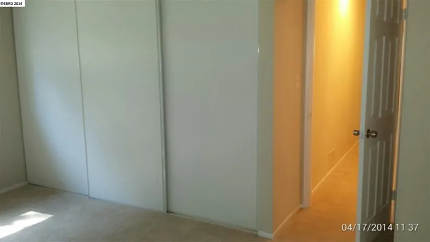 8 Parkridge Ct, Richmond, California 94803-1228