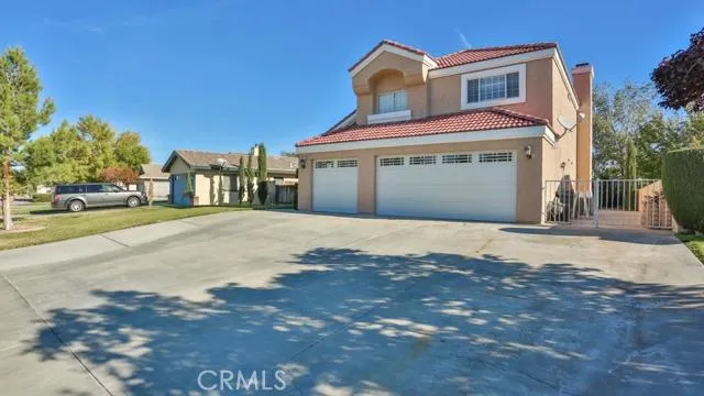 13115 Caspian Drive, Victorville, California 92395