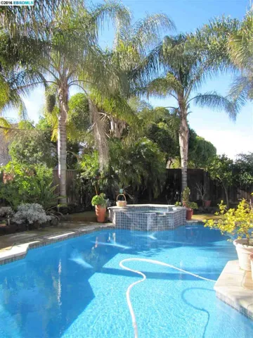 762 Begonia Place, Brentwood, California 94513-5495