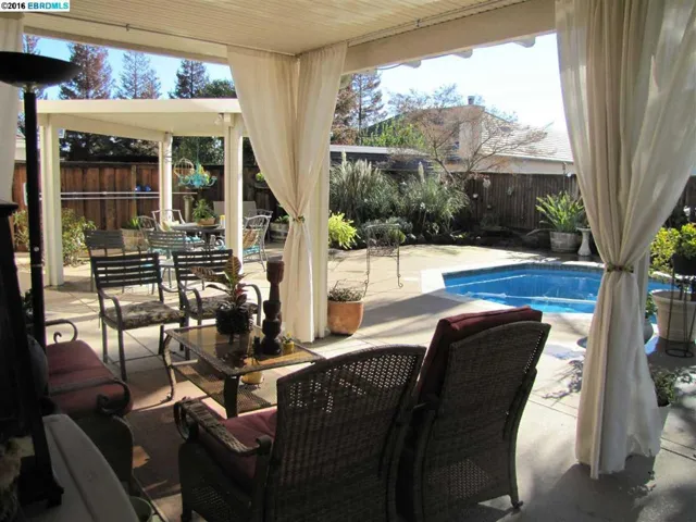 762 Begonia Place, Brentwood, California 94513-5495