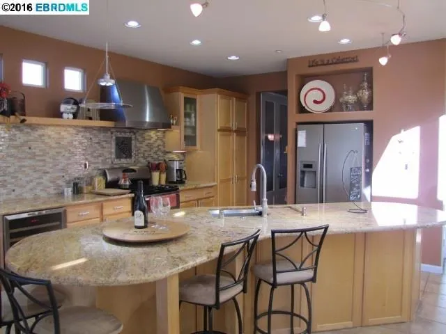 762 Begonia Place, Brentwood, California 94513-5495