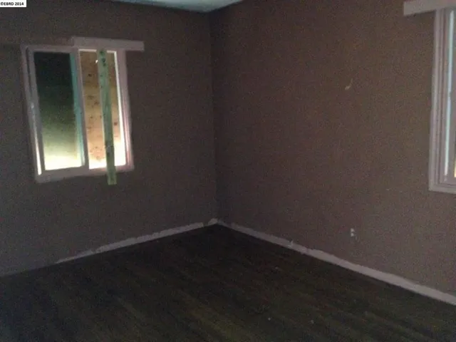 1077 75th Ave, Oakland, California 94621-2913