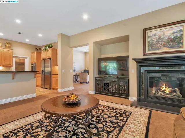 719 Stewart Way, Brentwood, California 94513