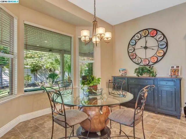 719 Stewart Way, Brentwood, California 94513