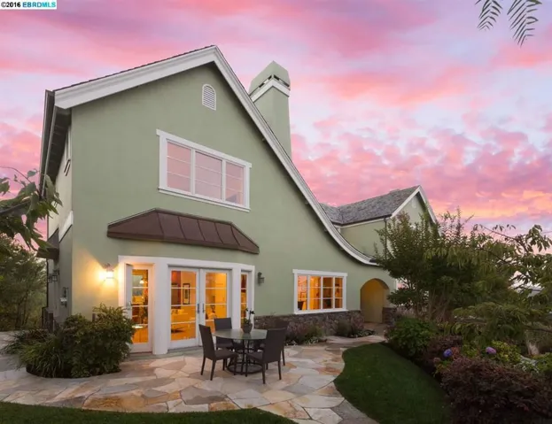 105 Alpine Ter, Oakland, California 94618