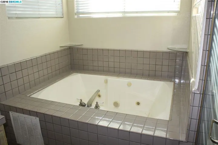 3349 Bear Ridge Way, Antioch, California 94531