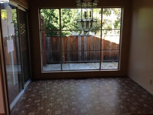 4060 Phoenix St, Concord, California 94521-1046