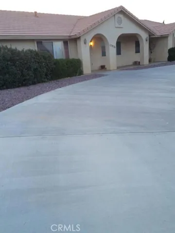 12876 Quail Vista Road, Apple Valley, California 92308